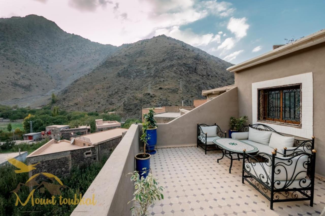 Mount Toubkal Lodge イムリル エクステリア 写真