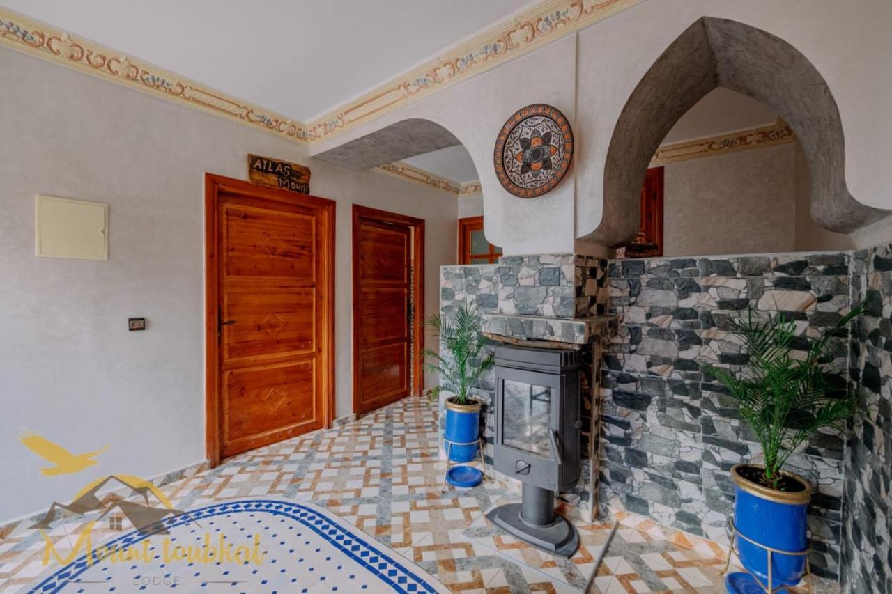 Mount Toubkal Lodge イムリル エクステリア 写真