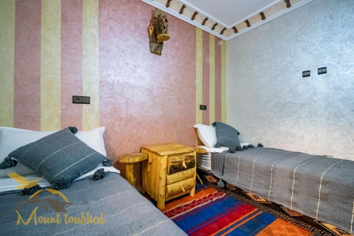 Mount Toubkal Lodge イムリル エクステリア 写真